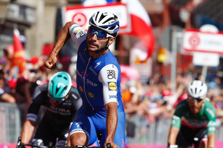 Gaviria, con gesto de rabia en meta. (Luke BENIES/AFP)