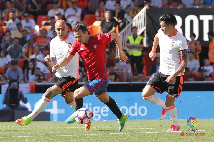 Mal partido de Osasuna en Mestalla. (@CAOsasuna)