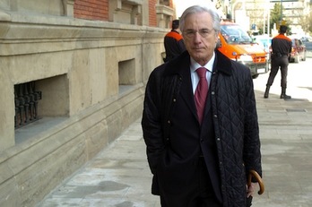 El expresidente de Nafarroa Gabriel Urralburu adeuda a Hacienda cerca de 500.000 euros.(Jagoba MANTEROLA/ARGAZKI PRESS)
