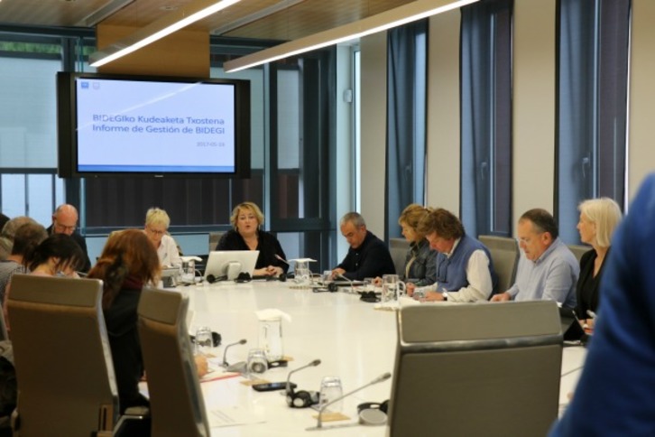 Comparecencia en las Juntas de Aintzane Oiarbide y Alfredo Etxeberria. (www.gipuzkoa.eus)