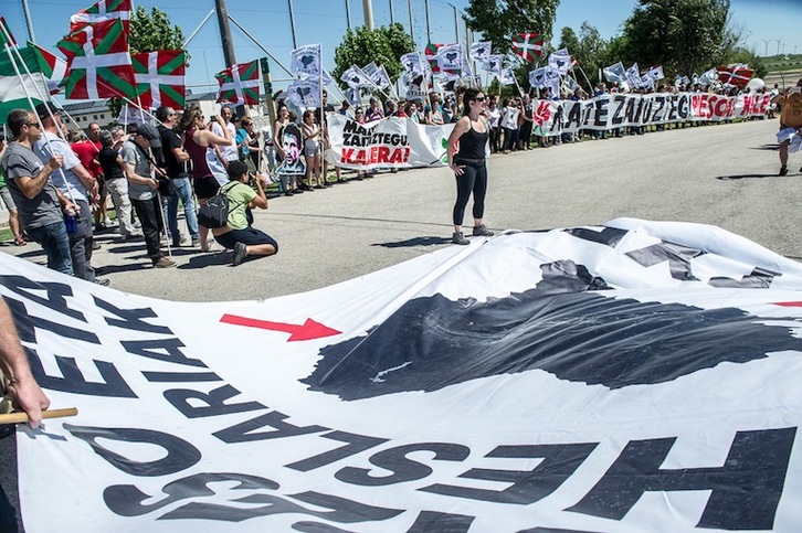 Reclamación de los derechos de los presos en Puerto. (Marisol RAMÍREZ/ARGAZKI PRESS)
