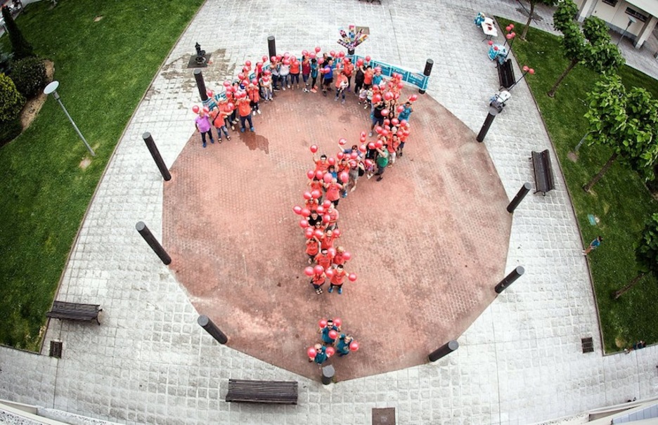 Lezaman ere egin dute galdera ikurra. (GURE ESKU DAGO)