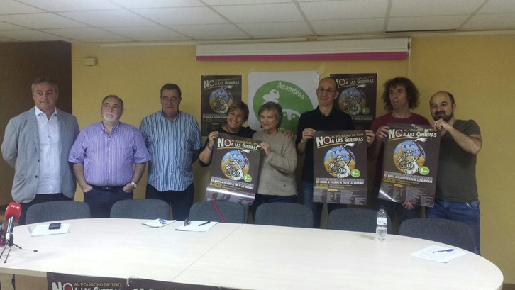 Presentación de la marcha a Bardenas, hoy en Iruñea. (NAIZ)