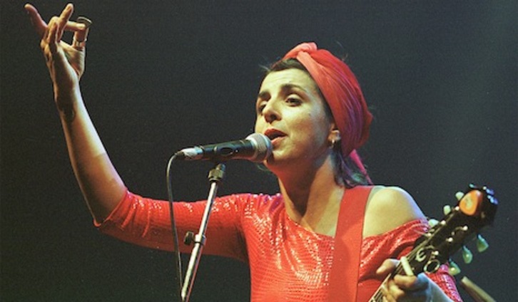 Amparanoia abrirá las actuaciones musicales sanfermineras con su concierto del día 6 en la plaza de los Fueros.