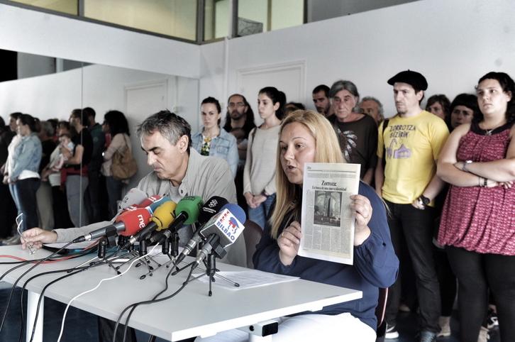 La Coordinadora de Grupos de Zorrotza ha comparecido ante los medios. (ARGAZKI PRESS)