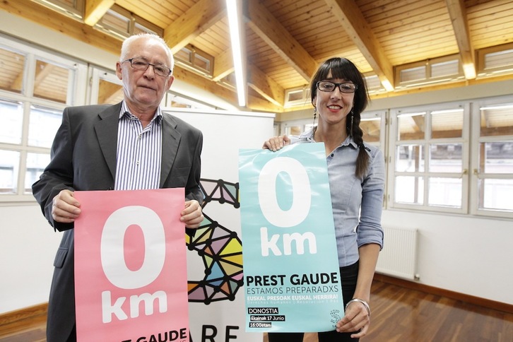 Joseba Azkarraga y Begoña Atxa, en la comparecencia de Sare de hoy en Bilbo. (Aritz LOIOLA/ARGAZKI PRESS)