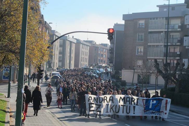 Manifestación en Getxo contra el parking de Ibarbengoa y la urbanización de Andra Mari. (vía facebook @tosu.betirako)