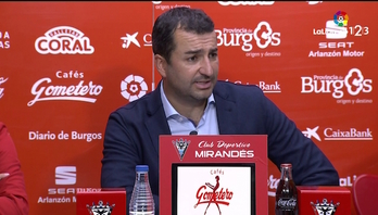 Diego Martínez, en una reciente comparecencia post partido. (www.sevillafc.es)