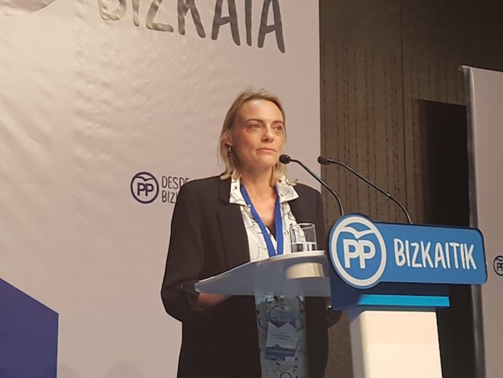 Raquel González, durante su intervención en el Congreso del PP de Bizkaia. (@PPBizkaia)