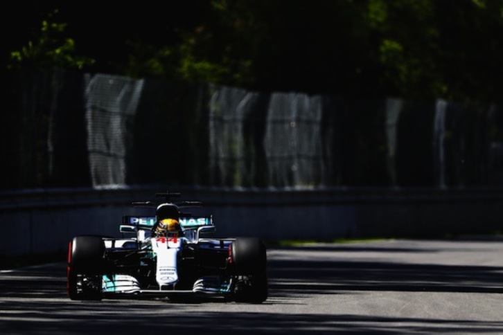 Lewis Hamilton saldrá el primero en el GP de Canadá. (Dan ISTITENE/AFP)