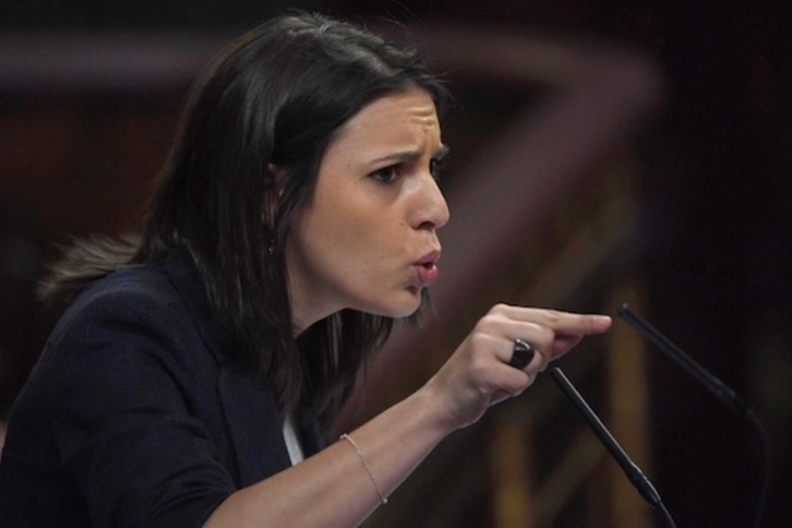 Irene Montero, portavoz parlamentaria de Unidos Podemos, durante su defensa de la moción de censura. (Curto DE LA TORRE/AFP)