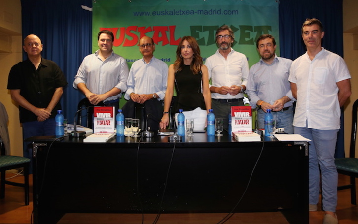 El debate en la Euskal Etxea de Madrid reunió a representantes de seis formaciones. (J.DANAE / ARGAZKI PRESS)
