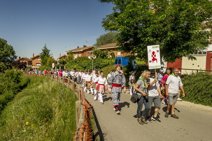Las el acto inicial, se ha abierto el recorrido. (Jaizki FONTANEDA/ARGAZKI PRESS)