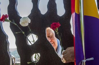 Artxanda mendian egin dute omenaldia. (Marisol RAMIREZ/ARGAZKI PRESS)