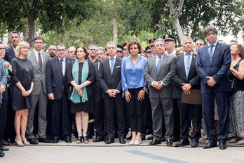 Ana Ollo e Iñigo Urkullu, entre los asistentes institucionales al acto de recuerdo por el atentado de Hipercor. (Gobierno de Nafarroa)