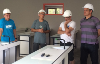 Etxepare lizeoko obrak bisitatu dituzte gaur. (Ikastolen Elkartea)