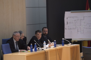 Defensa y acusaciones, en la última sesión del juicio. (Juan Carlos RUIZ / ARGAZKI PRESS)