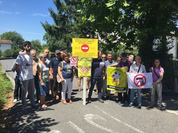 Zubietako Herri-Batzarrak, Usurbilgo Udalak eta bertako biztanleek egin duten agerraldia. (USURBILGO UDALA)