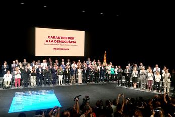 Imagen del acto en el Teatre Nacional de Catalunya. (@raulromeva)