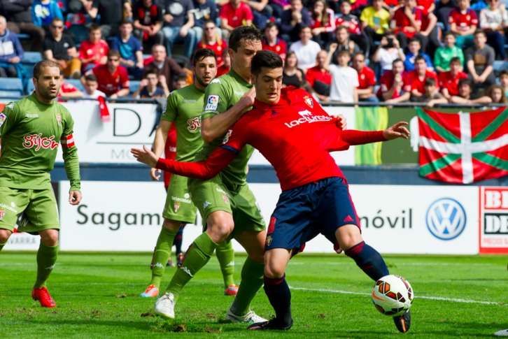Mikel Merino en su etapa en Osasuna. (Iñigo URIZ / ARGAZKI PRESS)