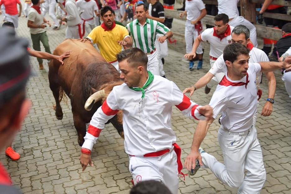 Entzierro garbia izan da igande honetakoa. (Idoia ZABALETA/ARGAZKI PRESS) Entzierro garbia izan da igande honetakoa. (Idoia ZABALETA/ARGAZKI PRESS)