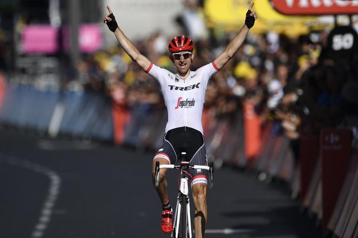 Bauke Mollema ha llegado en solitario a la línea de meta. (Lionel BONAVENTURE/AFP)