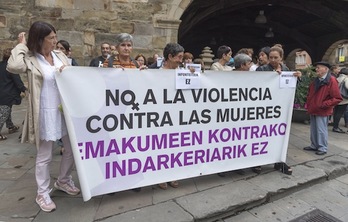 Concentración en Durango contra la agresión sufrida por una mujer el pasado domingo. (Juanan RUIZ/ARGAZKI PRESS)