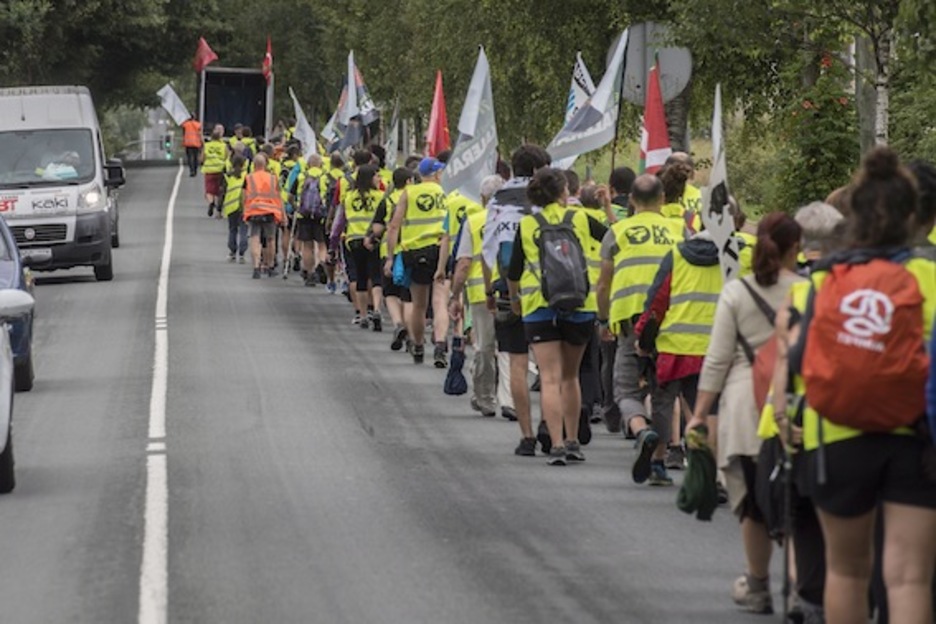 Tipi-tapa, bidean aurrera egiten. (Gorka RUBIO/ARGAZKI PRESS) Tipi-tapa, bidean aurrera egiten. (Gorka RUBIO/ARGAZKI PRESS)