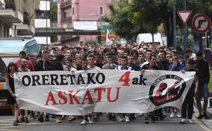 Cabecera de la marcha que ha recorrido esta tarde Errenteria. (Gorka RUBIO/ARGAZKI PRESS)
