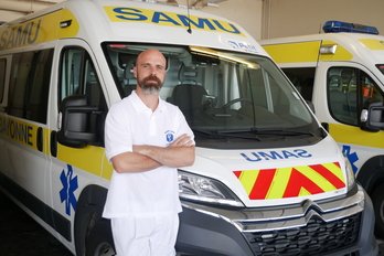 Edouard Gault a la lourde tâche de coordonner le travail du Samu pendant les fêtes