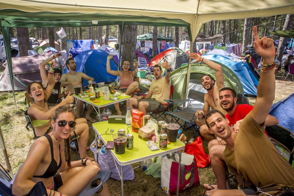 Esta cuadrilla ha venido bien pertrechada. (Jaizki FONTANEDA / ARGAZKI PRESS) Esta cuadrilla ha venido bien pertrechada. (Jaizki FONTANEDA / ARGAZKI PRESS)