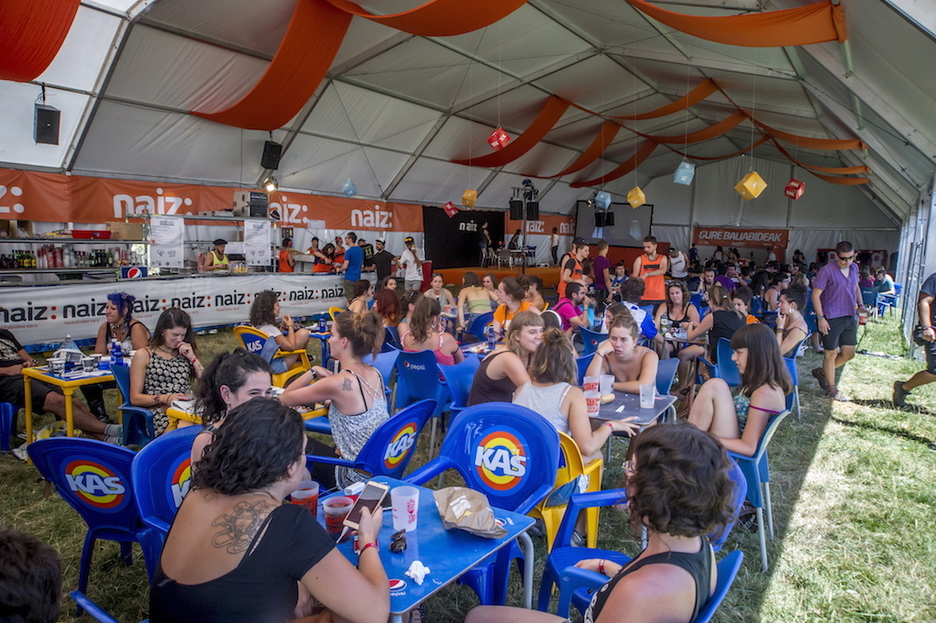 Un descanso en Naiz Gunea. (Jaizki FONTANEDA / ARGAZKI PRESS) Un descanso en Naiz Gunea. (Jaizki FONTANEDA / ARGAZKI PRESS)