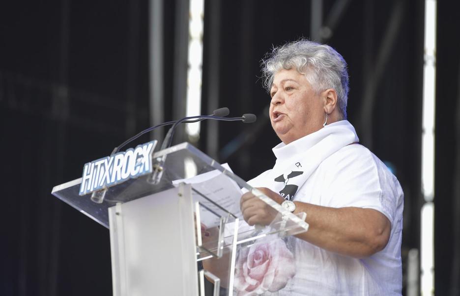 Etxerateko kide bik ere hartu dute parte ekitaldian. (Idoia ZABALETA/ARGAZKI PRESS) Etxerateko kide bik ere hartu dute parte ekitaldian. (Idoia ZABALETA/ARGAZKI PRESS)