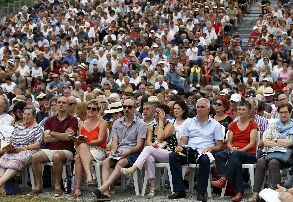Ce n'est pas la première fois qu'Alçay s'anime de la pastorale. En 1989, déjà, les habitants avaient monté une pastorale écrite par Junes Casenave-Harigile. ©Bob EDME