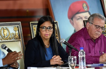 Delcy Rodríguez preside la Asamblea Nacional Constiuyente venezolana. (Juan BARRETO/AFP PHOTO)