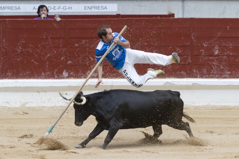 Aunque no ha habido corrida, sí que ha habido toros en el Iradier Arena. (Juanan RUIZ/ARGAZKI PRESS)