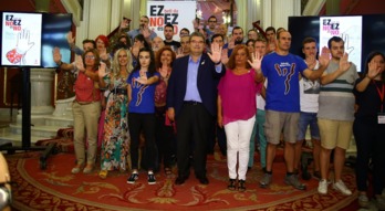 Presentación de la campaña para prevenir agresiones sexuales en fiestas. (Bilboko Udala)