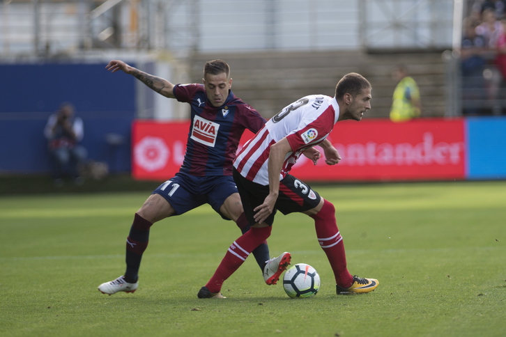 Saborit en el partido de la primera vuelta en Eibar. (Gorka RUBIO / FOKU)