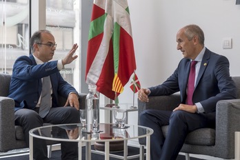 Jordi Turull y Joseba Erkoreka se han reunido hoy en Bilbo. (Juanan RUIZ/ARGAZKI PRESS)