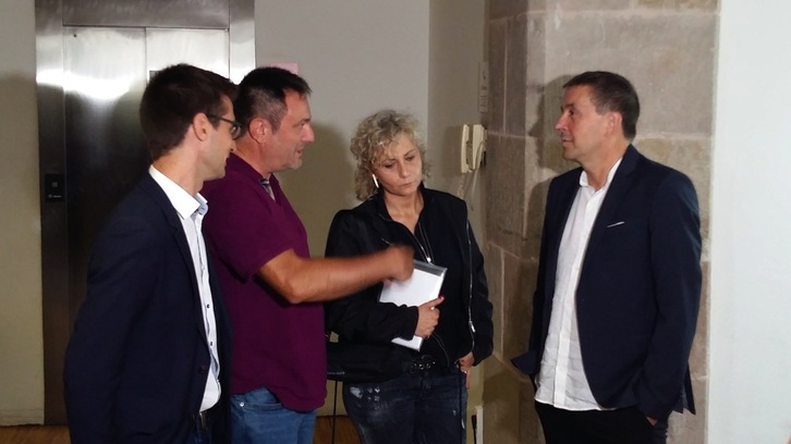 Durante su viaje a Barcelona, Otegi ha sido entrevistado por Mònica Terribas, Salvador Clot y Carles Prat. (@zalduariz)