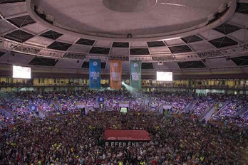 Aspecto del Tarraco Arena antes de iniciarse el acto. (Josep LAGO / AFP)