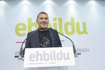 Arnaldo Otegik bihar Bilbora joateko deia egin du EH Bildu eta EH Bairen izenean. (Juan Carlos RUIZ/ARGAZKI PRESS)