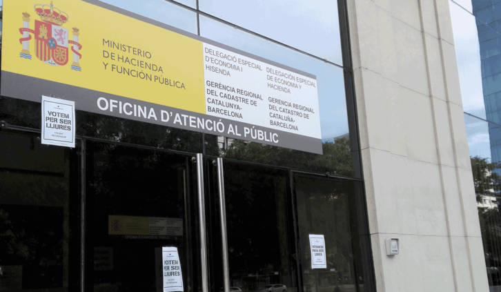 Bartzelonako Sants auzoan Espainiako Haziendaren bulegoa.
