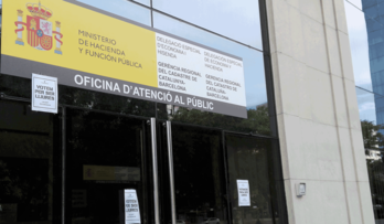 Bartzelonako Sants auzoan Espainiako Haziendaren bulegoa.