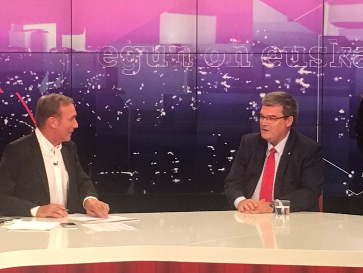 Aburto en ETB 1. (@juanmariaburto)