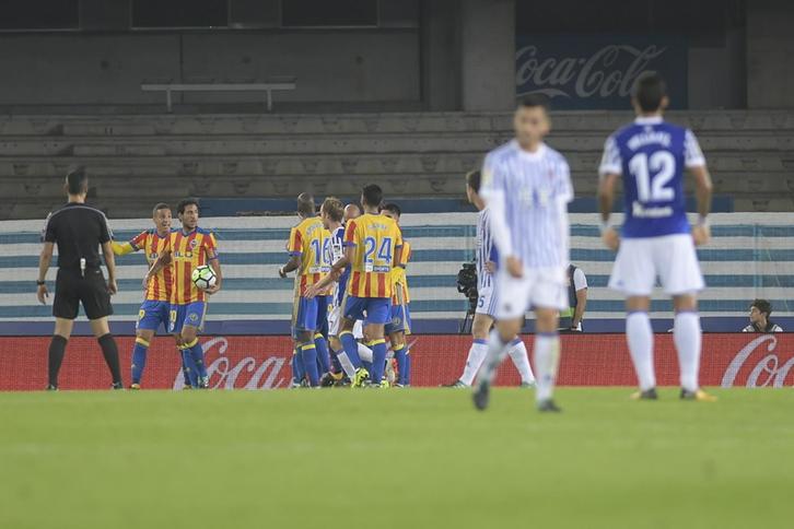 La Real ha vuelto a encajar tres tantos por tercer choque consecutivo. (Gorka RUBIO/ARGAZKI PRESS)