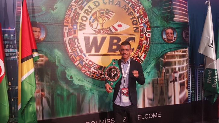 Jon Fernández en la convención anual de WBC que se ha celebrado en Baku, Azerbayán. (vía web de la promotora Eusko Box)