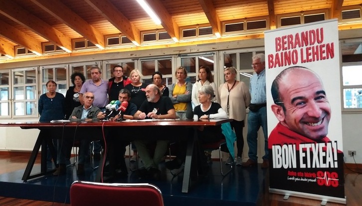 Comparecencia de Sare, Etxerat, Iparra Galdu Baik, familiares, médicos y abogados de Ibon Iparragirre. (@goikodeustu)