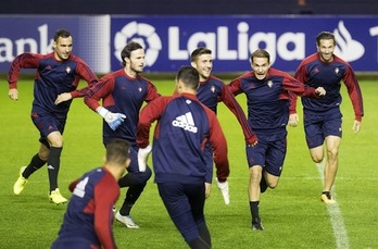 Entrenamiento de los rojillos. (OSASUNA)