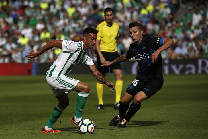 Un momento del partido entre el Betis y el Alavés. (@RealBetis)